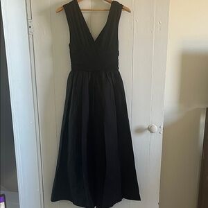 En Saison Black Midi V-Neck Dress